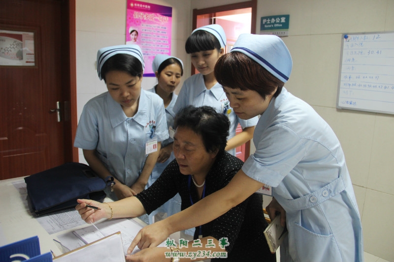 省专家组来我医院开展“二甲”等级评审