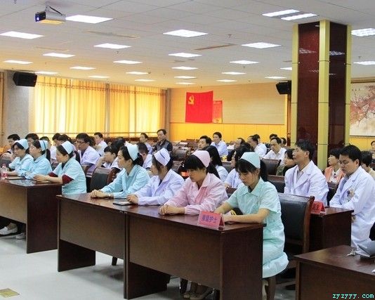 全县卫生系统庆祝5.12国际护士节暨表彰“星级医生”、“星级护士”会议召开