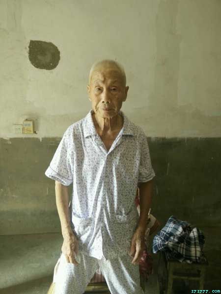 我院成功治愈一82岁高龄的胃癌老人